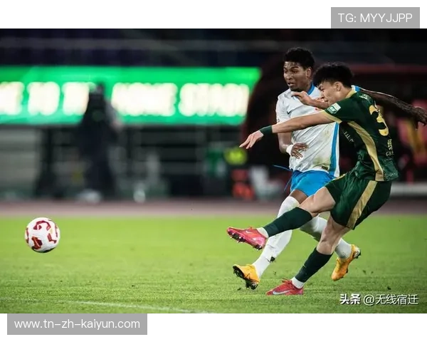 亚泰球迷抗议高层声量飙升：燃情背后的坚定信念